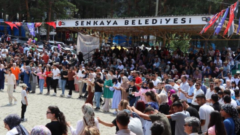 Erzurum'da Bal Festivali'ne yoğun ilgi