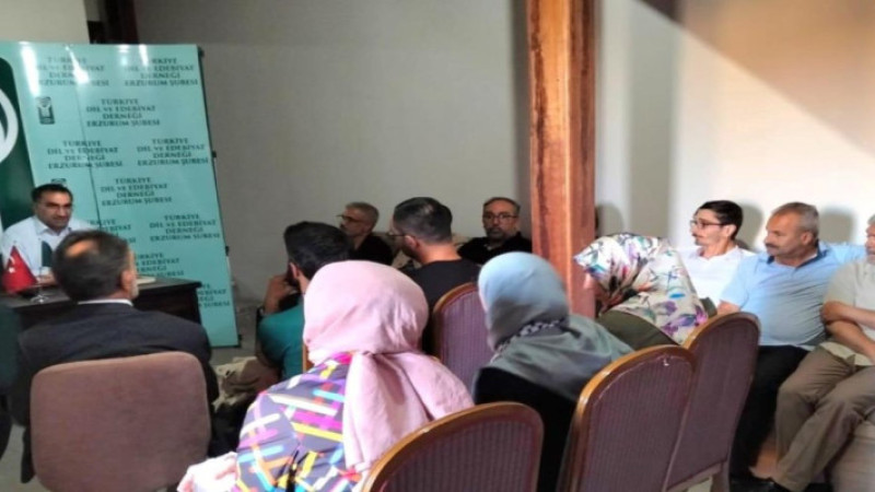 Erzurum Kongresi’nin mimarlarından Hoca Raif Efendi anıldı