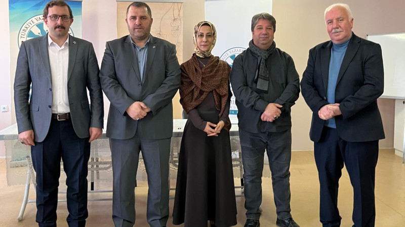 TYB Erzurum Şubesi'nde Gözütok güven tazeledi