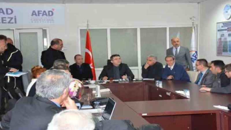 Erzurum AFAD 365 personel ile deprem bölgesine gitti
