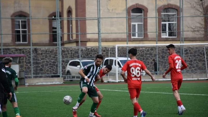 Tortumspor zorlu maçta gülen taraf oldu