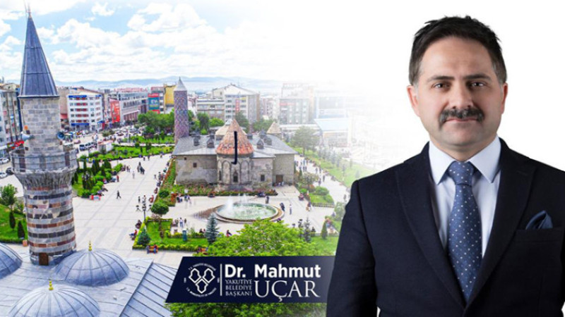 Yakutiye Belediye Başkanı Dr. Mahmut Uçar'dan bayram mesajı