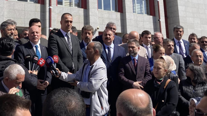 Başkanlar mazbatalarını aldı