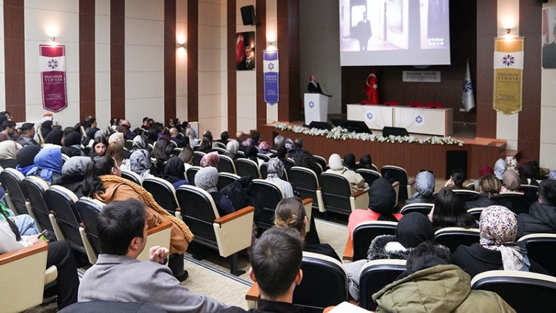 ETÜ'de Bağımsızlık ve Özgürlük Mücadelesi Konuşuldu
