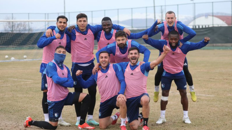 Erzurumspor FK evinde verdiği 3 puanı geri almak istiyor