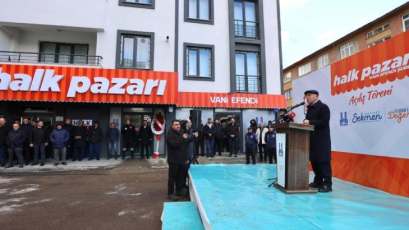 Büyükşehir halk pazarının onuncu şubesini de açtı