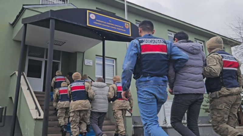 Erzurum’da jandarma bir ayda 106 aranan şahsı yakaladı