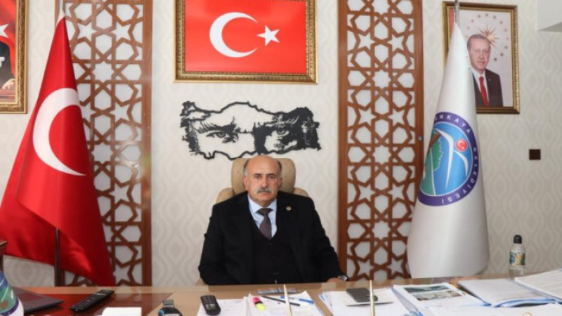 Görbil Özcan partisinden istifa etti